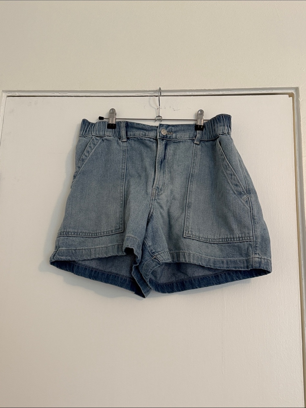 GAP Women's Light Blue Denim High-Rise Casual Shorts